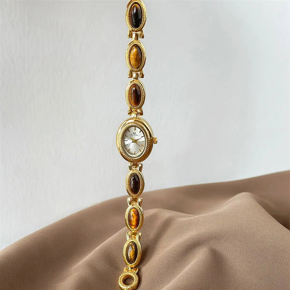 Women's Gold Watch Vintage Bro - огляд і ціна Quiet Luxury Watch