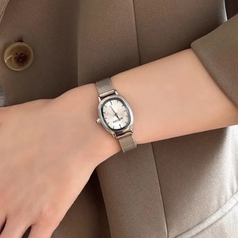Small Oval Dial Green Watch Si - огляд і ціна Luxury Quartz Watch Brands